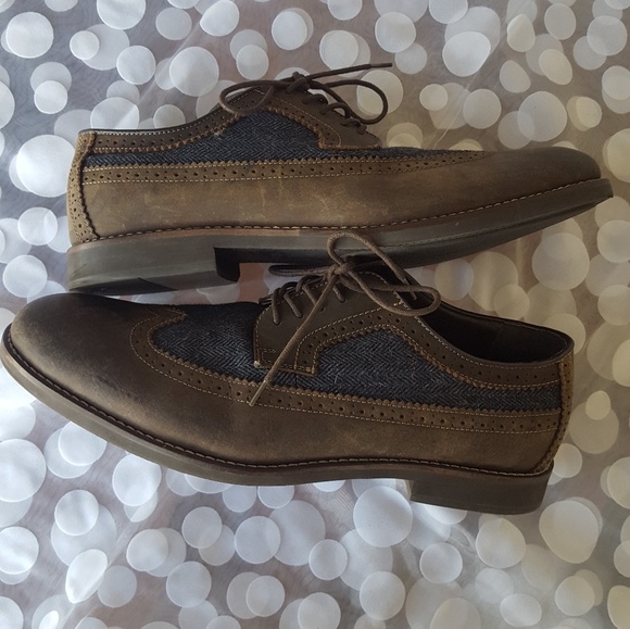 G.H. Bass & Co. Men's Shoes - Picture 3 of 8